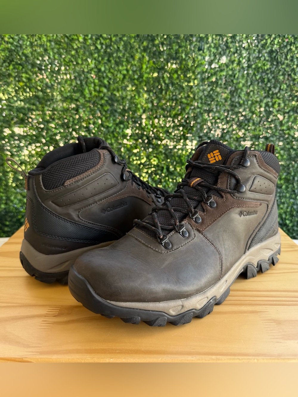 Columbia Newton Ridge Plus II Waterproof Hiking Boots Men’s 12 Brown Leather